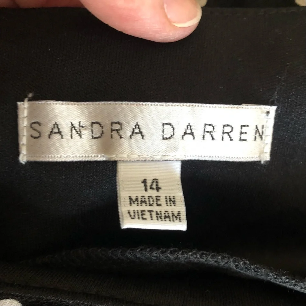 Sandra Darren Polka Dot Shift Dress with Floral Bottom 14 Black White Red - Picture 14 of 15